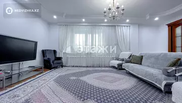6-комнатная квартира, этаж 11 из 12, 280 м²