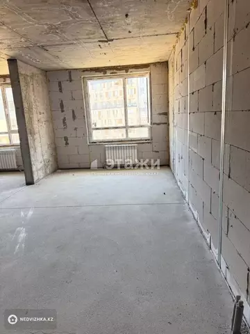 2-комнатная квартира, этаж 13 из 15, 51 м²