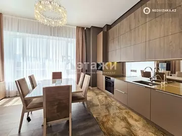 3-комнатная квартира, этаж 21 из 21, 100 м², на длительный срок