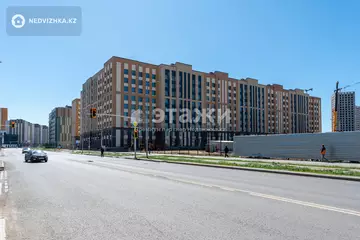 2-комнатная квартира, этаж 3 из 9, 37 м²