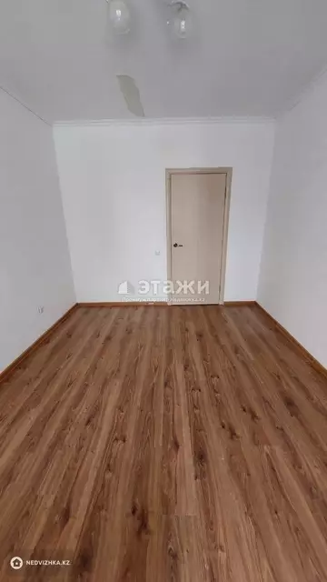 3-комнатная квартира, этаж 7 из 7, 80 м²