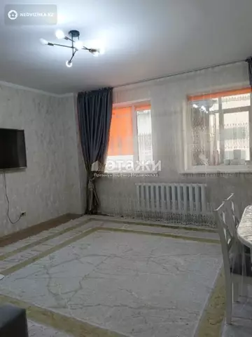 2-комнатная квартира, этаж 4 из 19, 55 м²