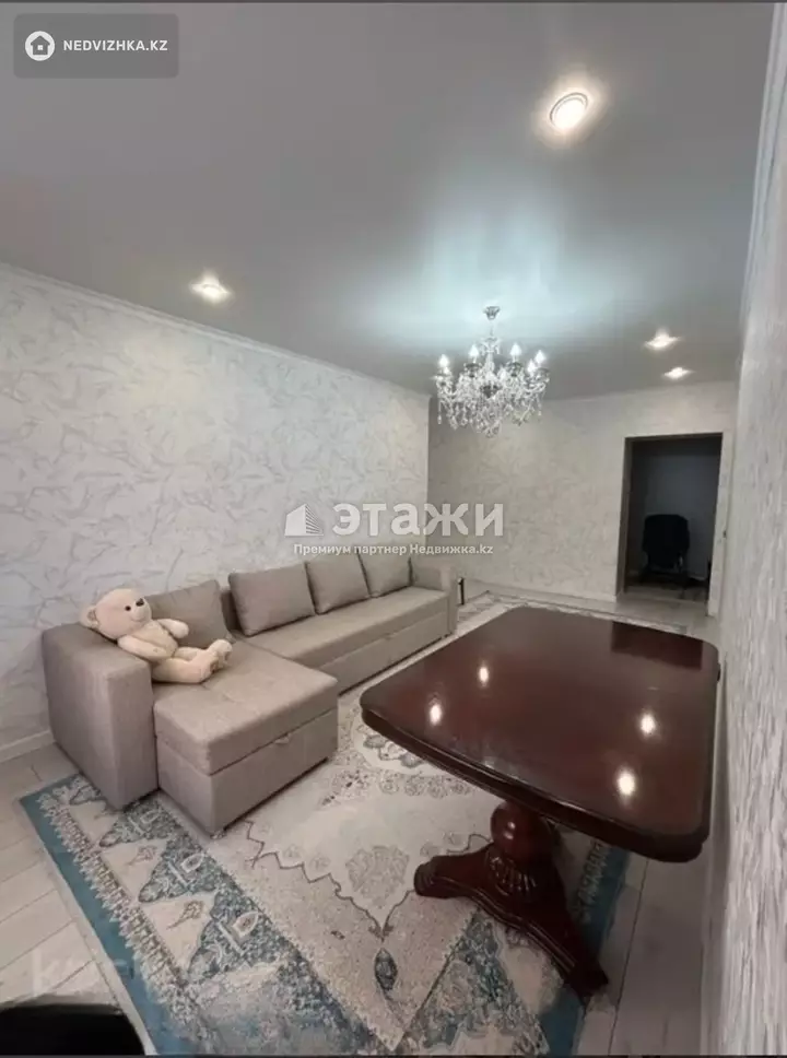 81.7 м², 3-комнатная квартира, этаж 2 из 9, 82 м², изображение - 1
