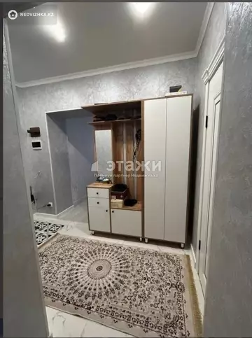 3-комнатная квартира, этаж 2 из 9, 82 м²