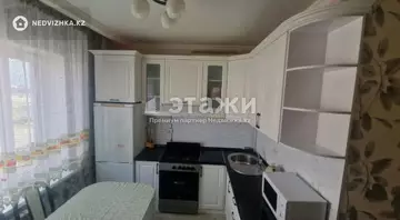 3-комнатная квартира, этаж 2 из 3, 76 м²