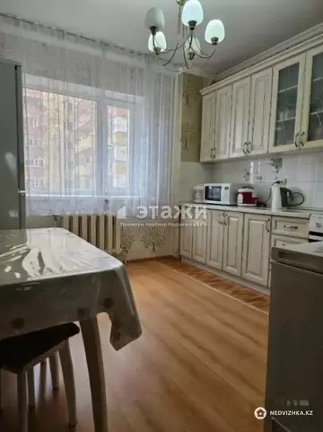 2-комнатная квартира, этаж 9 из 16, 63 м²