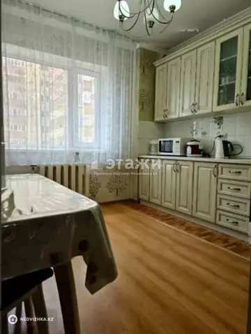 2-комнатная квартира, этаж 9 из 16, 63 м²