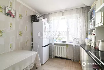 64.5 м², 3-комнатная квартира, этаж 10 из 10, 64 м², изображение - 7