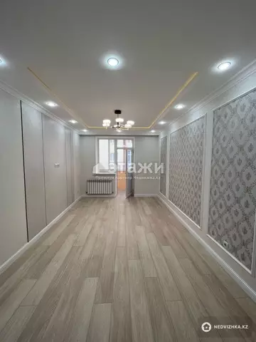 1-комнатная квартира, этаж 3 из 9, 37 м²