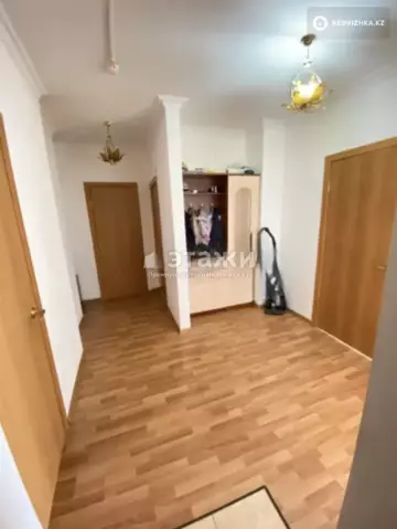 2-комнатная квартира, этаж 13 из 18, 56 м²