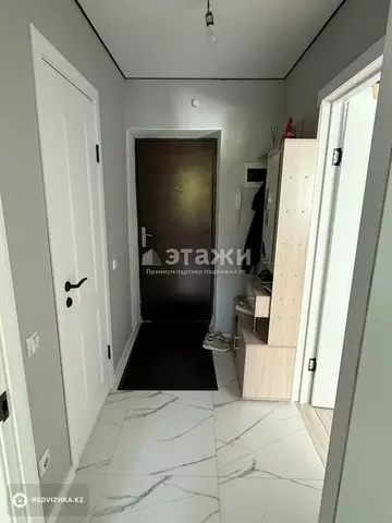1-комнатная квартира, этаж 1 из 9, 36 м²