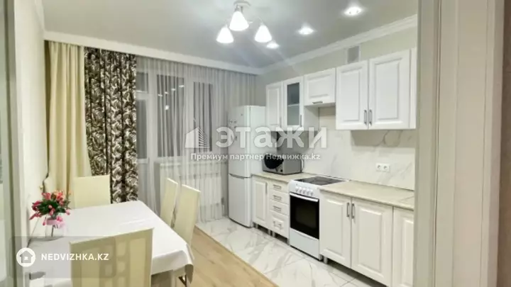 60 м², 2-комнатная квартира, этаж 9 из 9, 60 м², изображение - 1