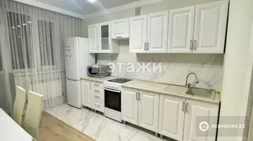 2-комнатная квартира, этаж 9 из 9, 60 м²