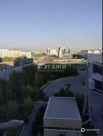 3-комнатная квартира, этаж 10 из 12, 69 м²