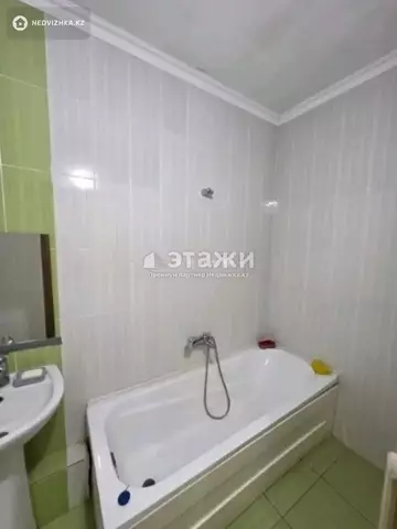 1-комнатная квартира, этаж 2 из 8, 50 м²