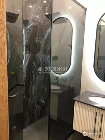 4-комнатная квартира, этаж 5 из 12, 134 м²