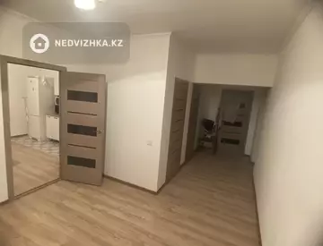 2-комнатная квартира, этаж 5 из 15, 90 м²