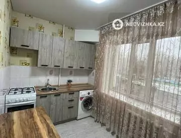 1-комнатная квартира, этаж 2 из 5, 33 м², на длительный срок