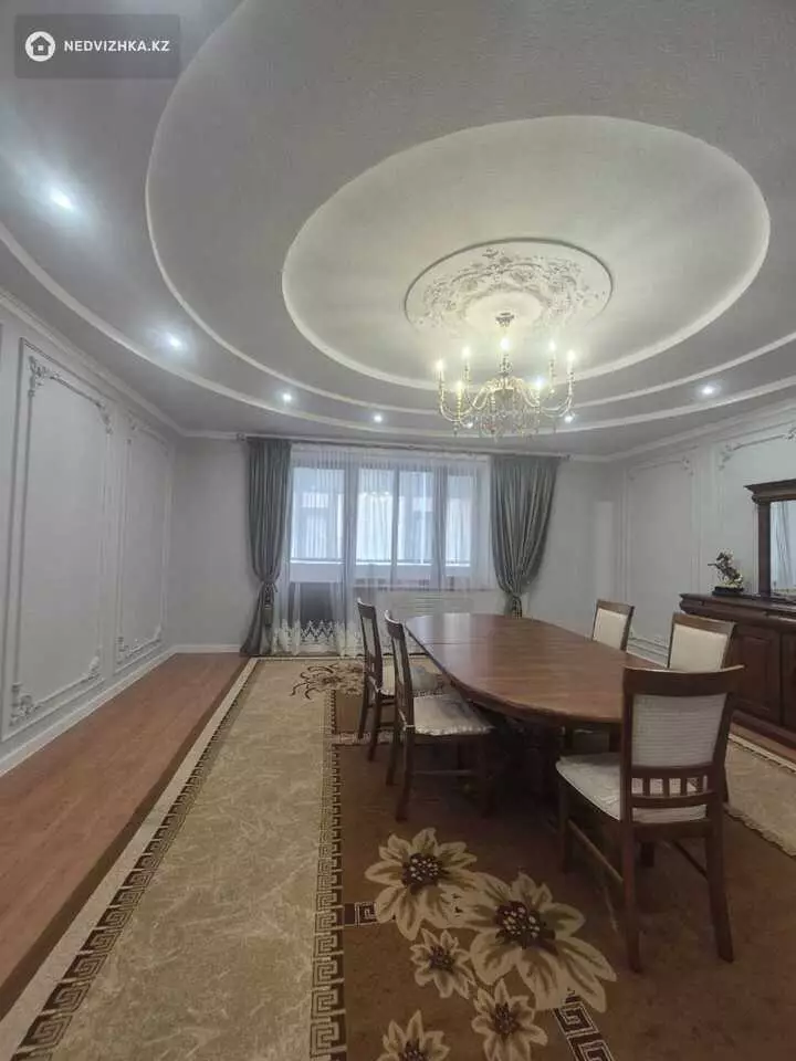 170 м², 4-комнатная квартира, этаж 3 из 6, 170 м², изображение - 1