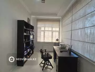 730 м², 8-комнатный дом, 10 соток, 730 м², изображение - 12