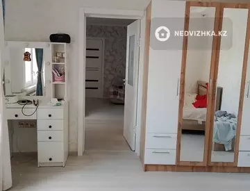 4-комнатный дом, 1 соток, 64 м²