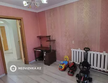 4-комнатная квартира, этаж 4 из 9, 87 м²