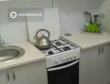 37 м², 1-комнатная квартира, этаж 1 из 5, 37 м², посуточно, изображение - 4