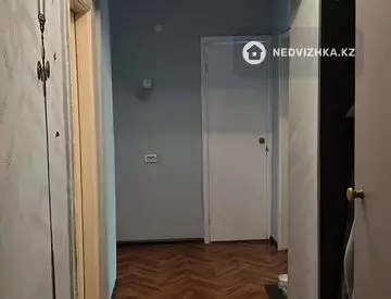 3-комнатная квартира, этаж 2 из 5, 77 м²