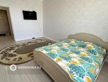 1-комнатная квартира, этаж 5 из 5, 47 м², посуточно