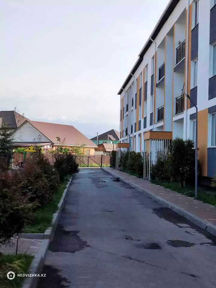 70 м², 2-комнатная квартира, этаж 3 из 3, 70 м², изображение - 1