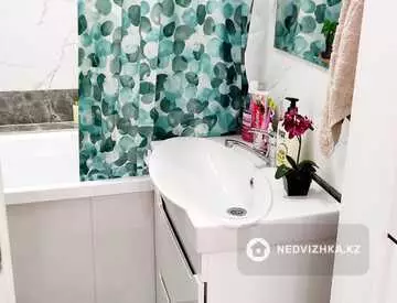 2-комнатная квартира, этаж 3 из 3, 70 м²