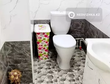 2-комнатная квартира, этаж 3 из 3, 70 м²