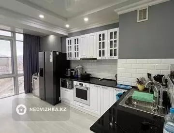 3-комнатная квартира, этаж 10 из 10, 91 м²