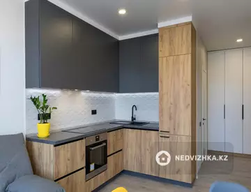 1-комнатная квартира, этаж 9 из 14, 48 м², посуточно