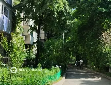 2-комнатная квартира, этаж 4 из 5, 48 м²