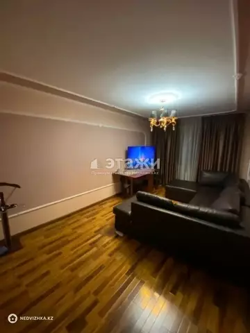 2-комнатная квартира, этаж 2 из 4, 48 м²