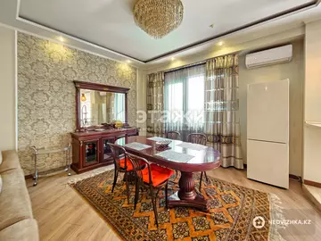 2-комнатная квартира, этаж 9 из 19, 100 м², на длительный срок