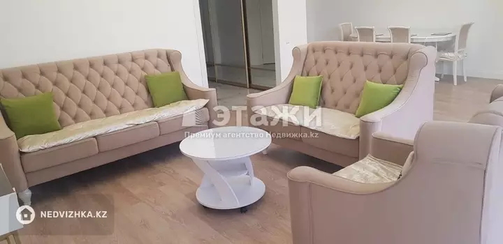 82 м², 2-комнатная квартира, этаж 3 из 7, 82 м², на длительный срок, изображение - 1