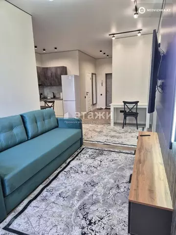 1-комнатная квартира, этаж 3 из 3, 50 м², на длительный срок