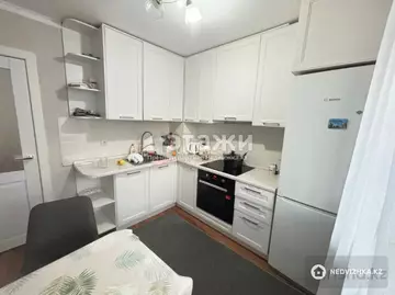 2-комнатная квартира, этаж 4 из 5, 45 м²