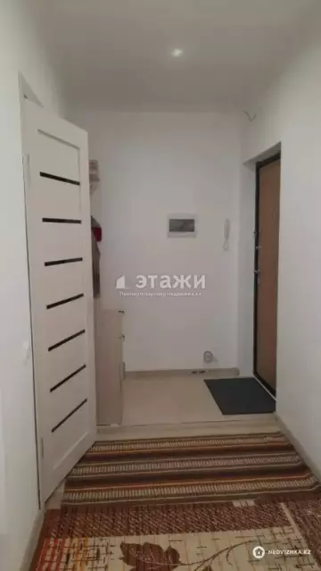 2-комнатная квартира, этаж 2 из 9, 38 м²