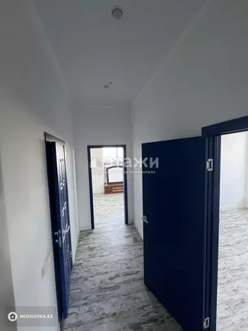 2-комнатная квартира, этаж 8 из 10, 100 м²