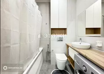 3-комнатная квартира, этаж 2 из 9, 84 м²