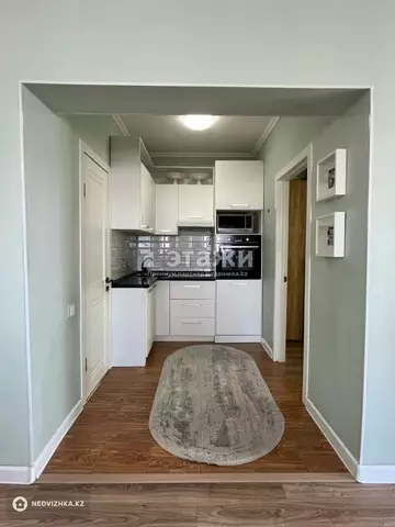 4-комнатная квартира, этаж 7 из 23, 104 м²