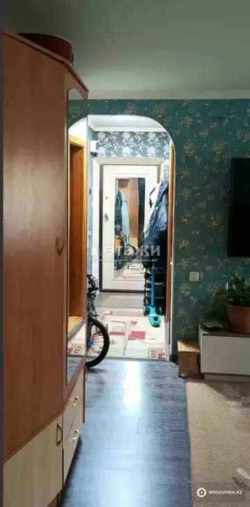 3-комнатная квартира, этаж 2 из 5, 60 м²