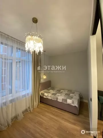 2-комнатная квартира, этаж 4 из 10, 48 м²