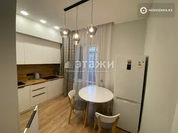 2-комнатная квартира, этаж 4 из 10, 48 м²