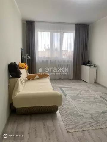 1-комнатная квартира, этаж 9 из 25, 40 м²