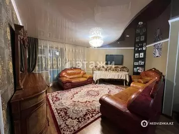 4-комнатная квартира, этаж 1 из 9, 100 м²
