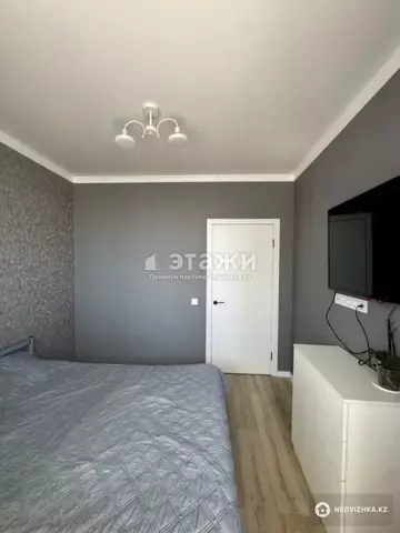 2-комнатная квартира, этаж 6 из 9, 32 м²